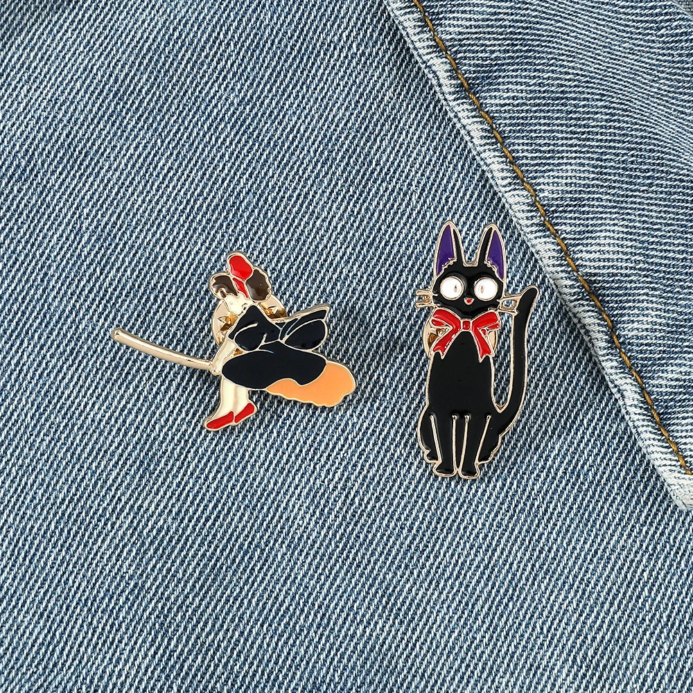 2 قطعة أنيمي كيكي رائعة خدمة التوصيل بروش الإبداعية المينا دبوس شارة معدنية مجوهرات الملابس على ظهره اكسسوارات هدية