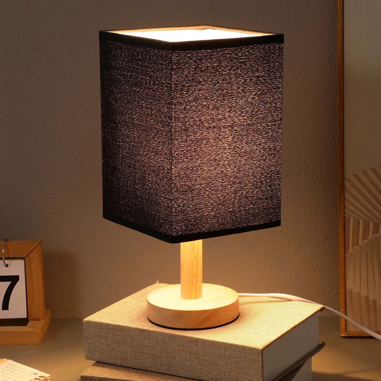 Simple Lamp Shade F…