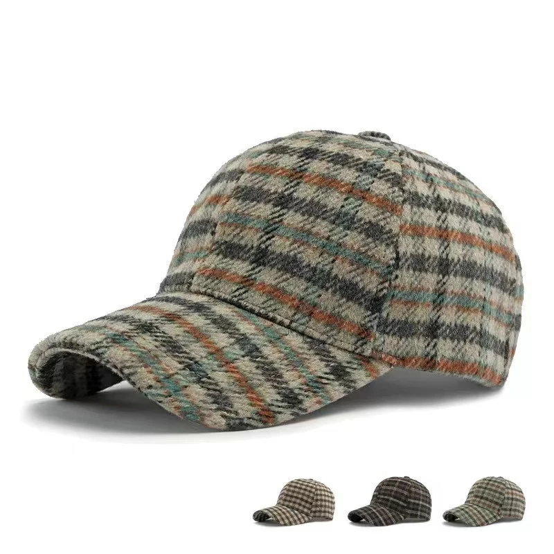 

Autumn and Winter Versatile Warm Plaid Baseball Cap Outdoor Sunscreen Sun-shading Duck Tongue Cap Fashion Rebound Cap