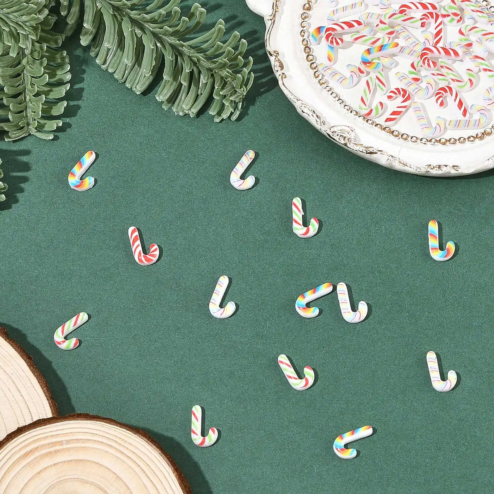 PandaHall 100 Stück Weihnachtszuckerstangen-Opak-Harz-Cabochons, gemischte Farben 13x8x3,5mm für DIY-Schmuckherstellung und Feiertagsbasteleien – Detail 3