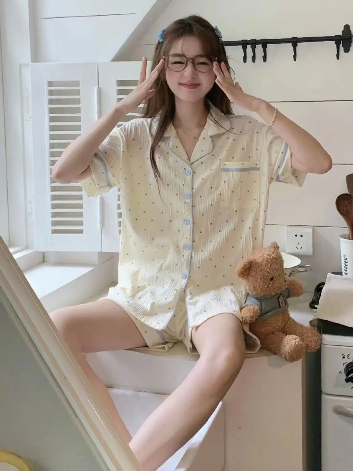 Women's Pajamas Set Button  Top & Shorts 2 Pieces Sleepwear Notched Collar Nightwear  New Leisure Wave Point