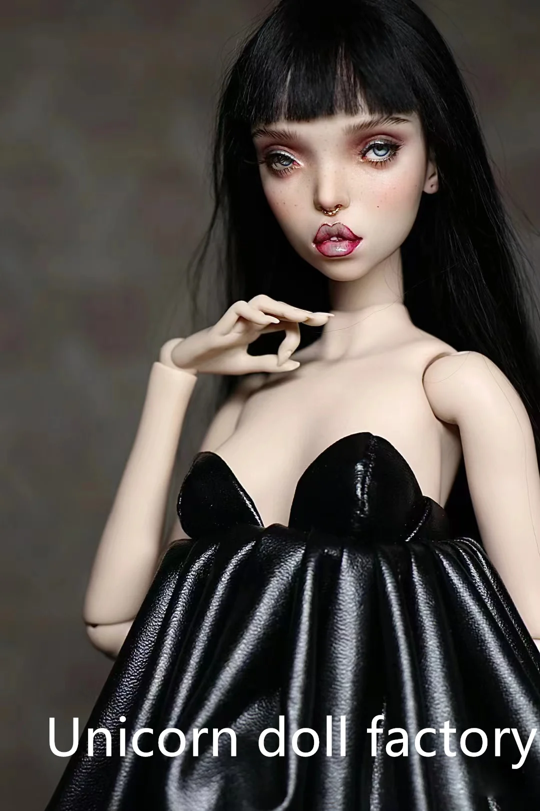 New  BJD  doll 1/4 -Quetzal Resin model  joint doll doll give eyes