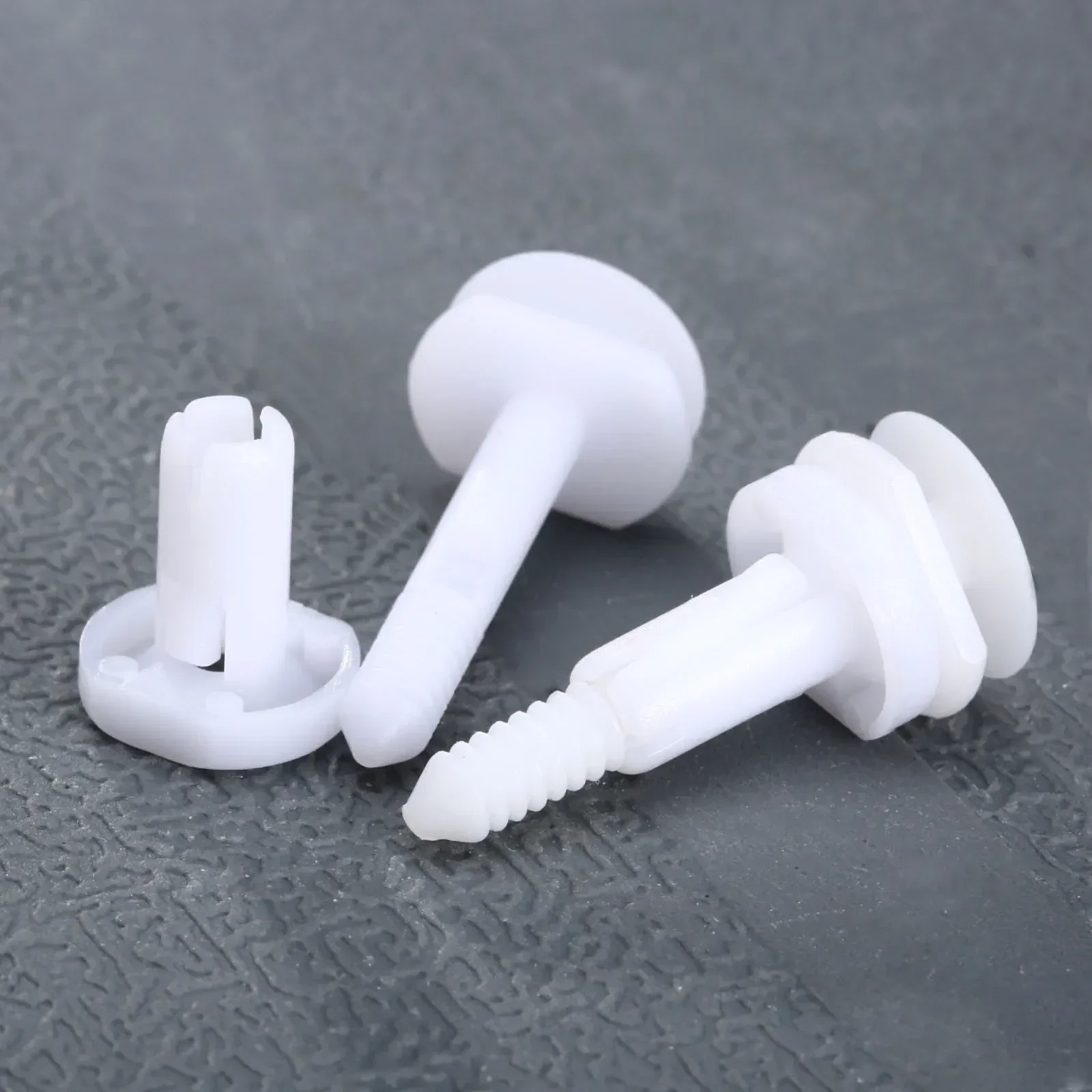 50Pcs White Nylon Car Door Trim Panel Retainer Fasteners Clips Rivet for GMC Chevrolet Trucks C,K,1,2,3 1995-On Replace 15960325