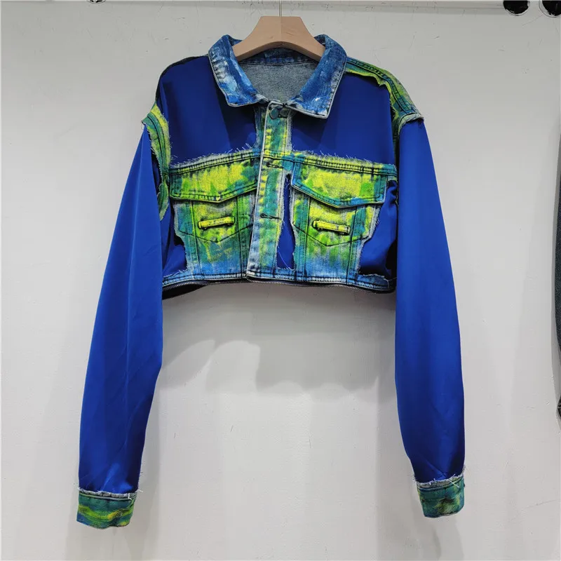 Hand farbe Graffiti Spleißen Jeans jacke Frauen lose kurze Cowboy Oberbekleidung Mode große Tasche Saum Reiß verschluss Jeans Jacke weiblich