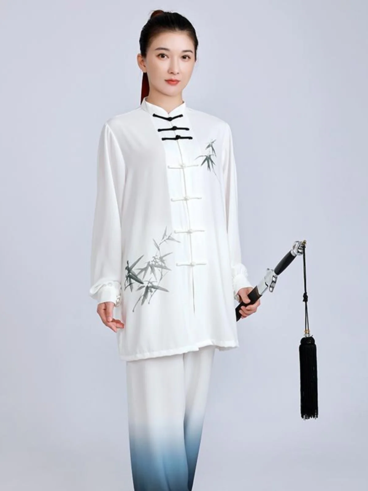 

Tai Ji Suit Women's Exercise Clothing Men's Competition Performance New High-End Gradient Mid-Length Spring, Summer, Autumn