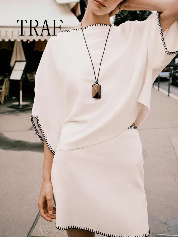 

TRAF European and American style autumn new fashion women's clothing contrast color embroidery long sleeve round neck sweater