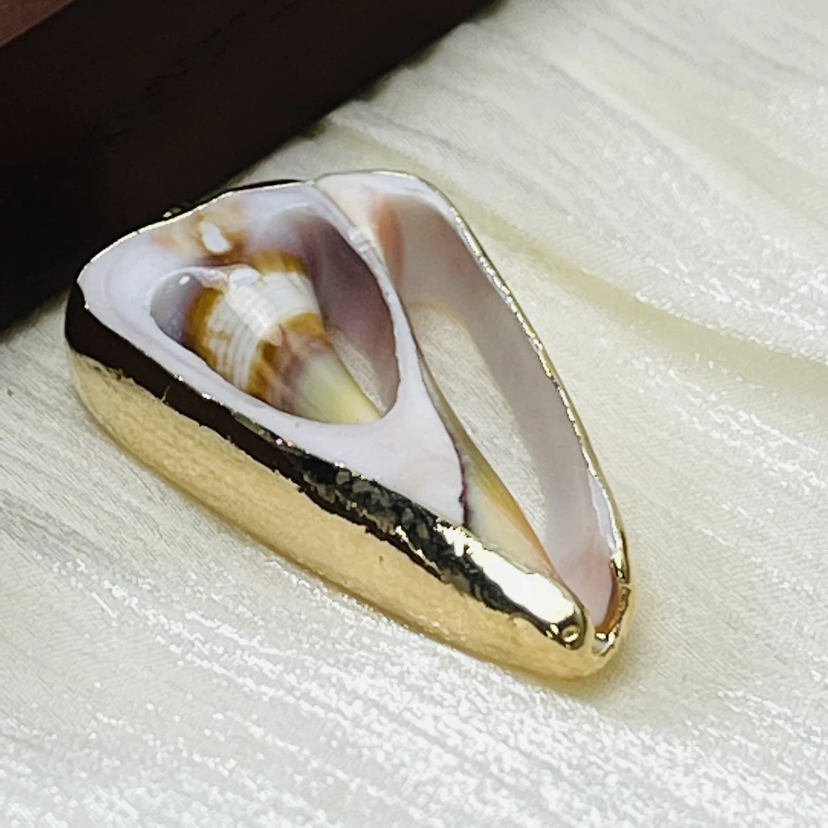 

Bestseller Natural Conch charms ,DIY keychain Bracelet Necklace Boho Beach Jewelry for Women