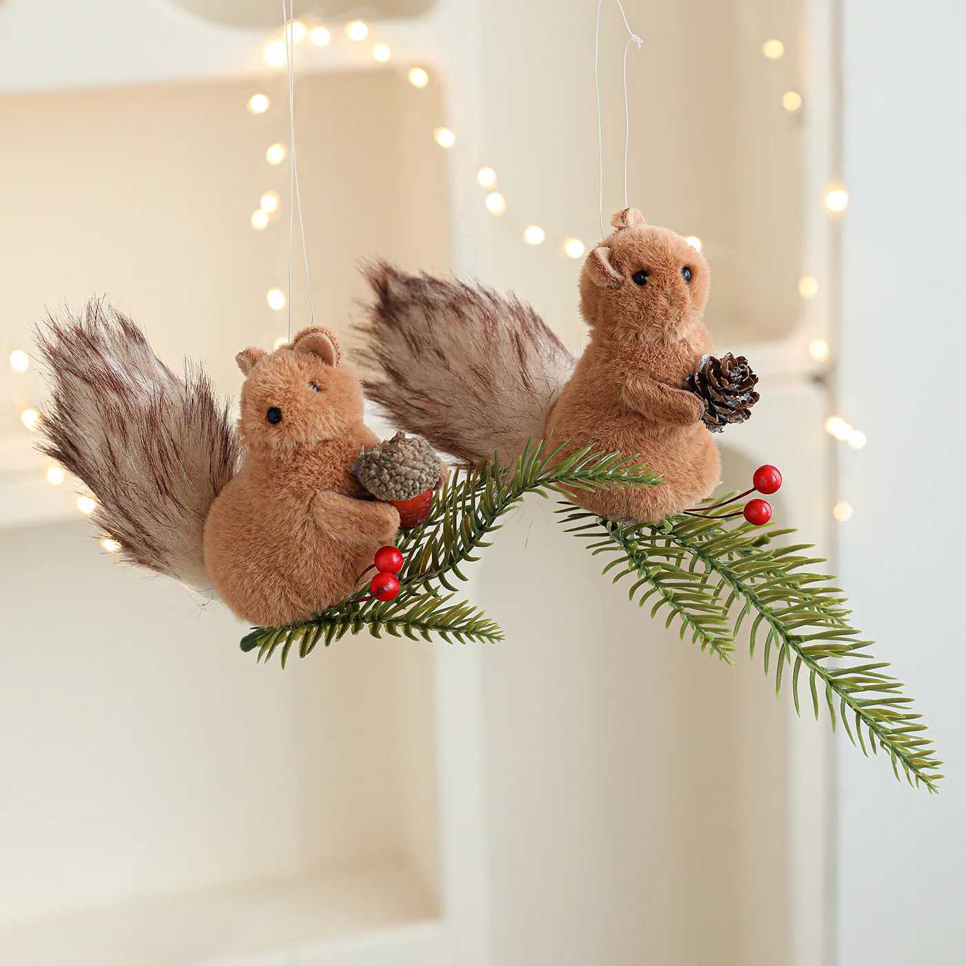 

Plush Squirrel Hanging Pine Cone Tree Branch Cartoon Doll Christmas Tree Decorations Desktop Ornaments Hanging