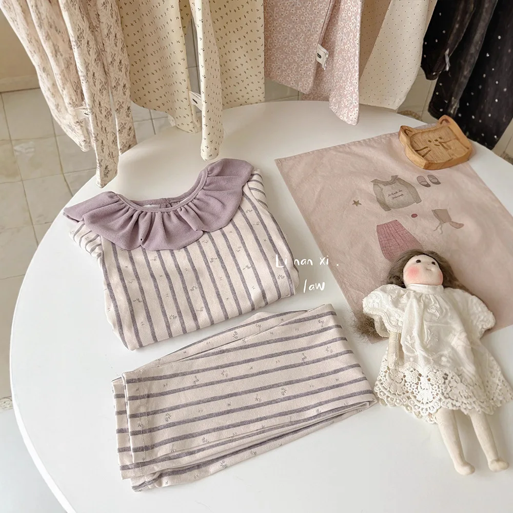 

Новинка 2023 года, осенний пижамный комплект из двух предметов для девочек, модная удобная одежда для сна в форме сердца для малышей и детей от 2 до 8 лет