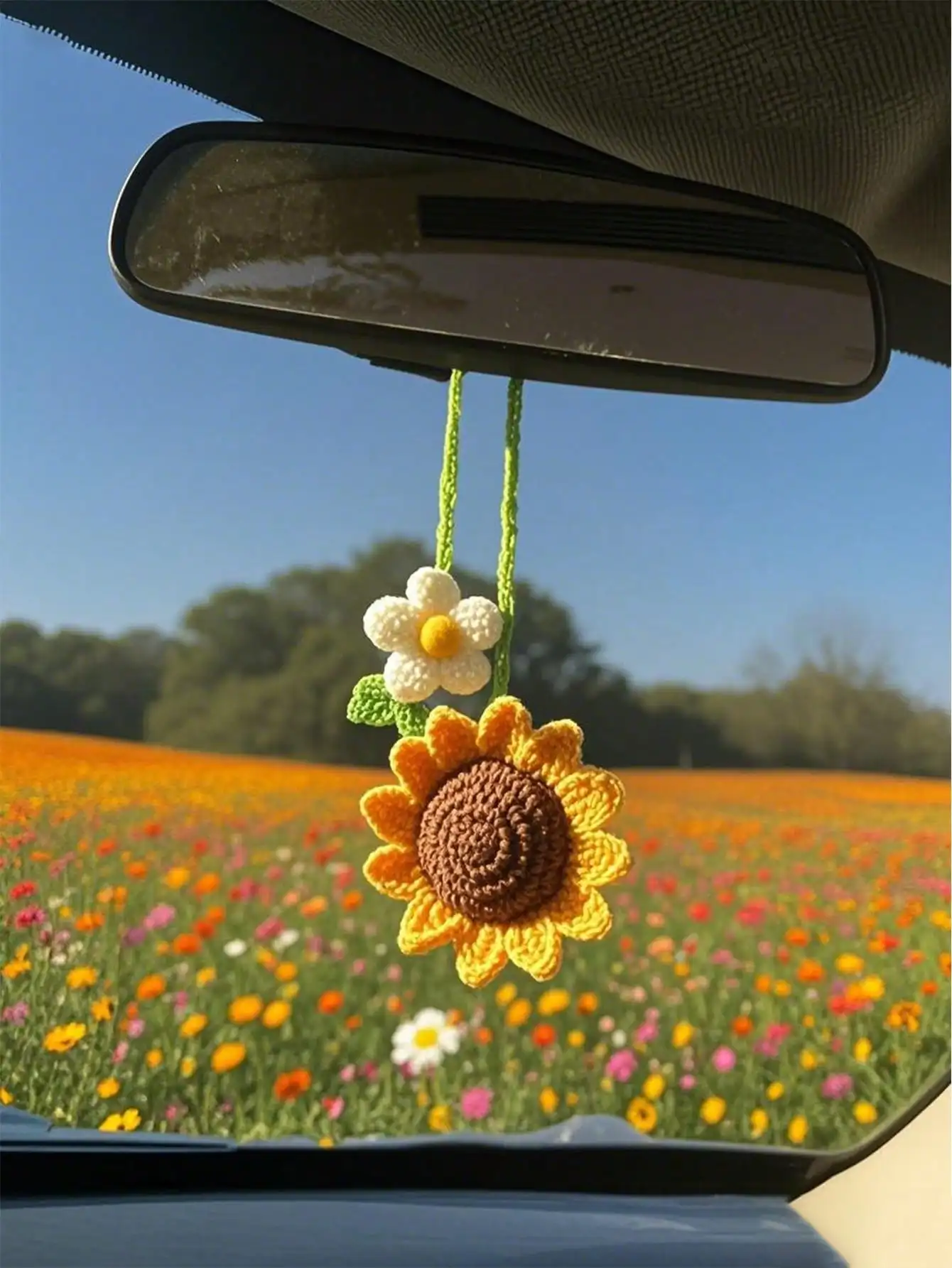 

Elegant Flower Car Hanging Pendant Creative Handmade Decor Stylish Gift for Female Drivers