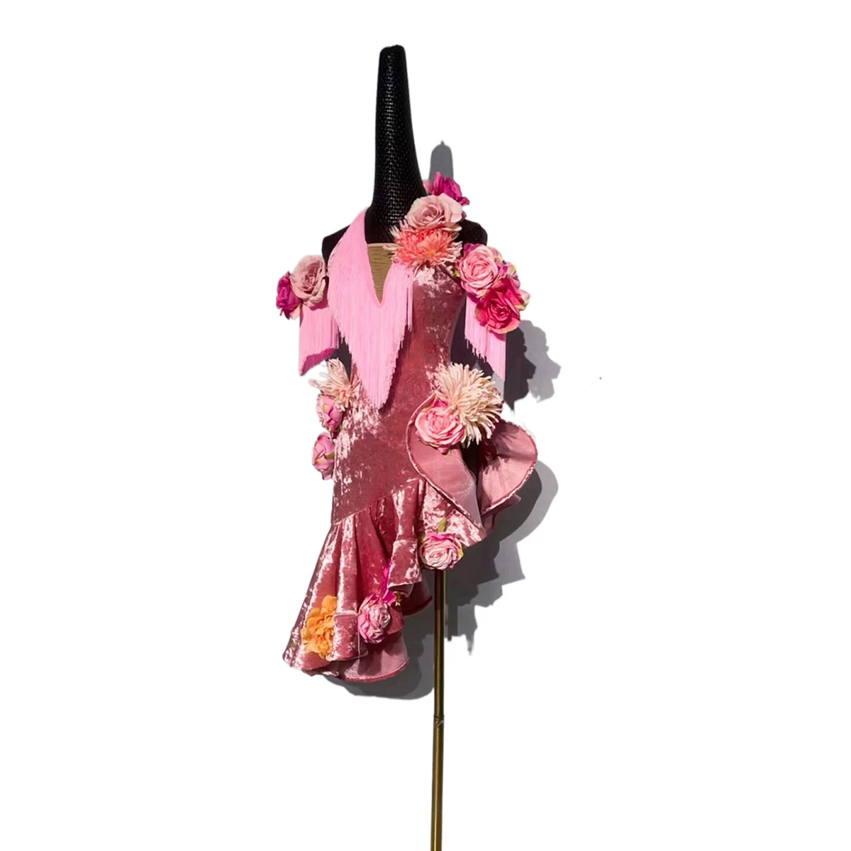 Latin dansjurk High-end op maat gemaakt mouwloos slank met handgemaakte bloemkwastje Cha Cha Tango podium professionele kleding