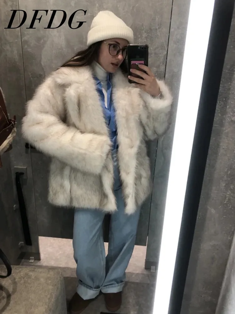 

DFDG Women's 2025 Autumn Winter Faux Fox Fur Coat Thickened Fluffy Ombre Tip Blazer Collar Warm Designer Outerwear Ladies Coat