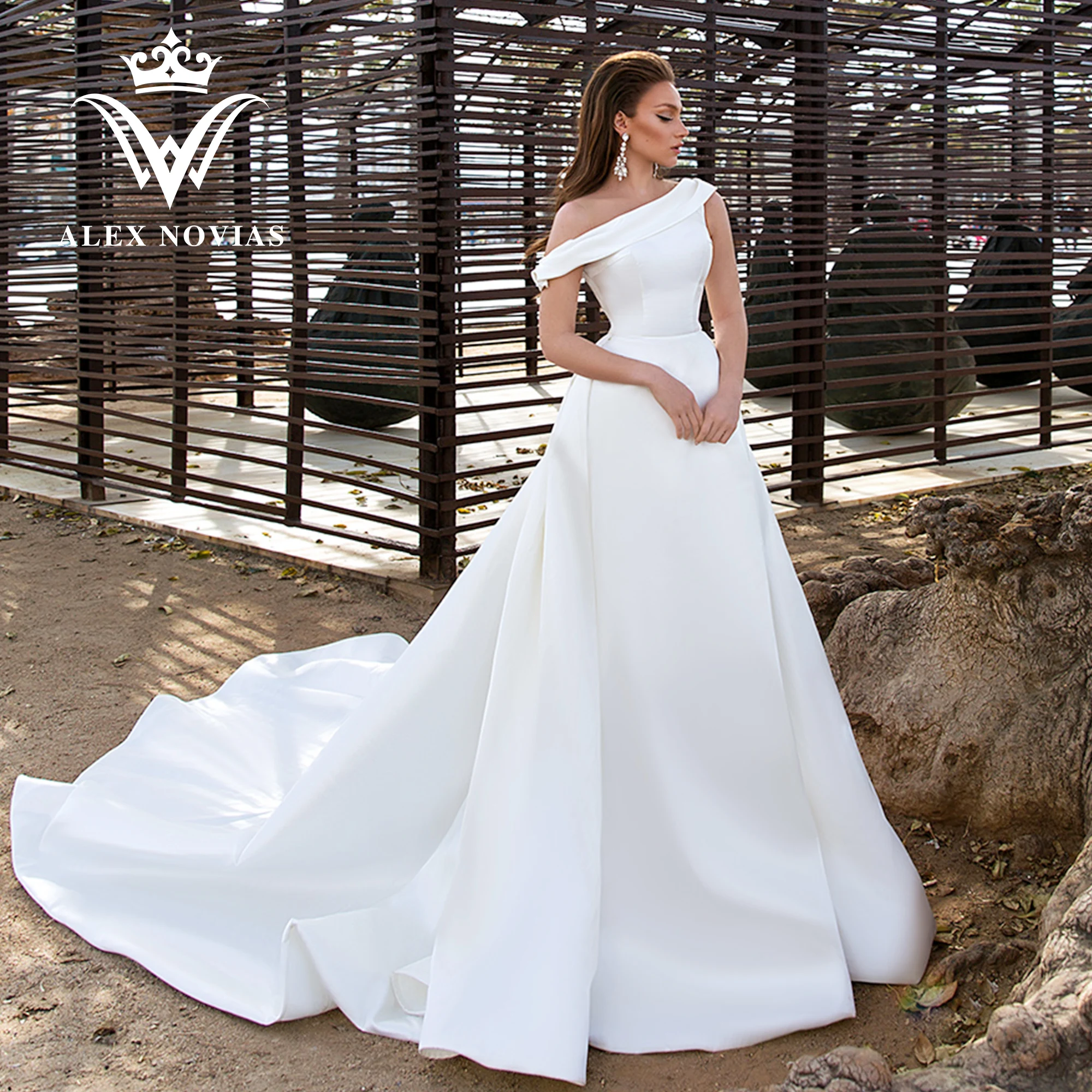 

ALEX NOVIAS Satin Mermaid Wedding Dress For Women 2024 One Shoulder Slim Detachable Train 2 IN 1 Wedding Gown Vestidos De Novia