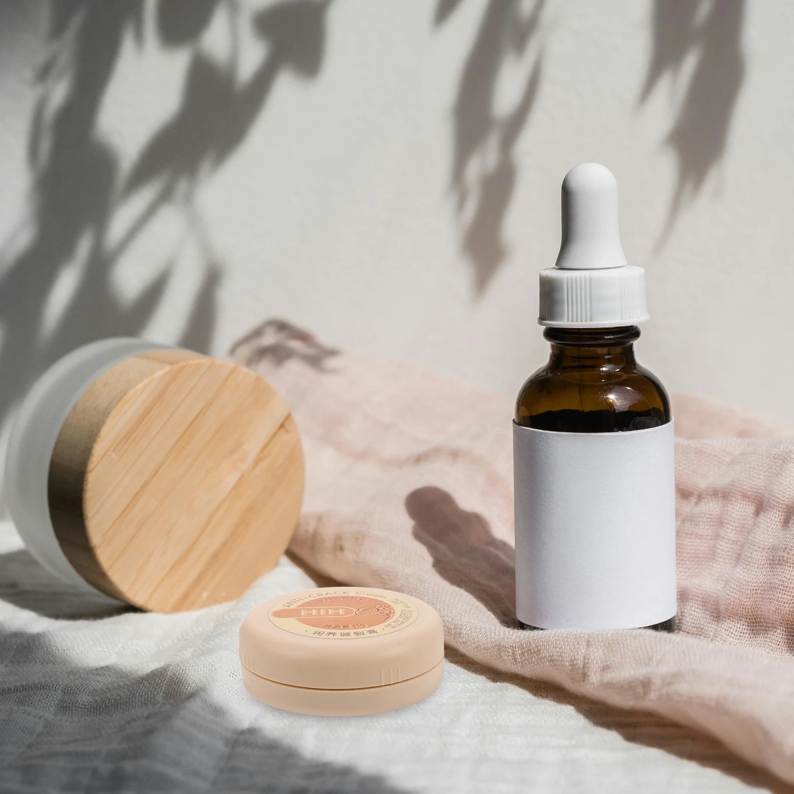 

Winter Foot Balm for Cracked Heels Moisturizing Anti Drying Cream Protect Against Frostbite Smooth Healthy Foot Skin