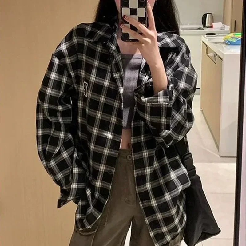 

Винтажная черная клетчатая рубашка, женская осенняя модная блузка в стиле Харадзюку, корейский стиль, топ с длинными рукавами, уличная одежда, повседневная ретро