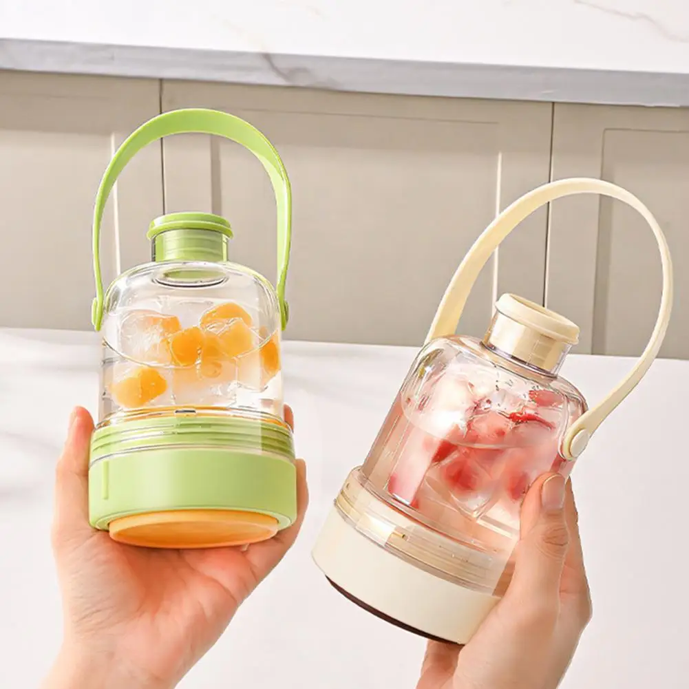 

Ice Maker Bottle Silicone Ice Cube Tray with Smart Removable Design 380ml Flexible Ice Cube Mold Stacking Travel Cube Container