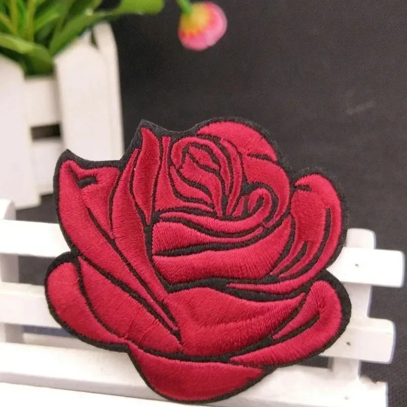 5 Pack Rose Flower Applique Iron-On Cloth Patches High-End Clothing Fabric Patches Multi-Color Roses Adhesive Patches