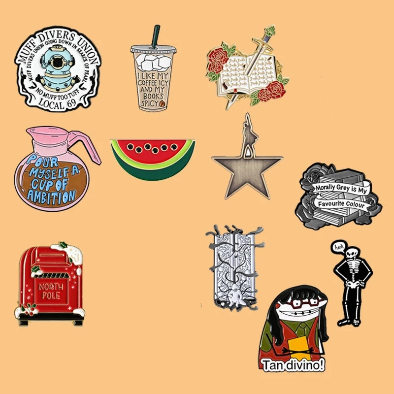 Cartoon Brooches Skull Red Glasses Girl Metal Badges Small Gifts Wholesale Bag Pins for Backpacks Backpack Pin Lapel Brooch Cap