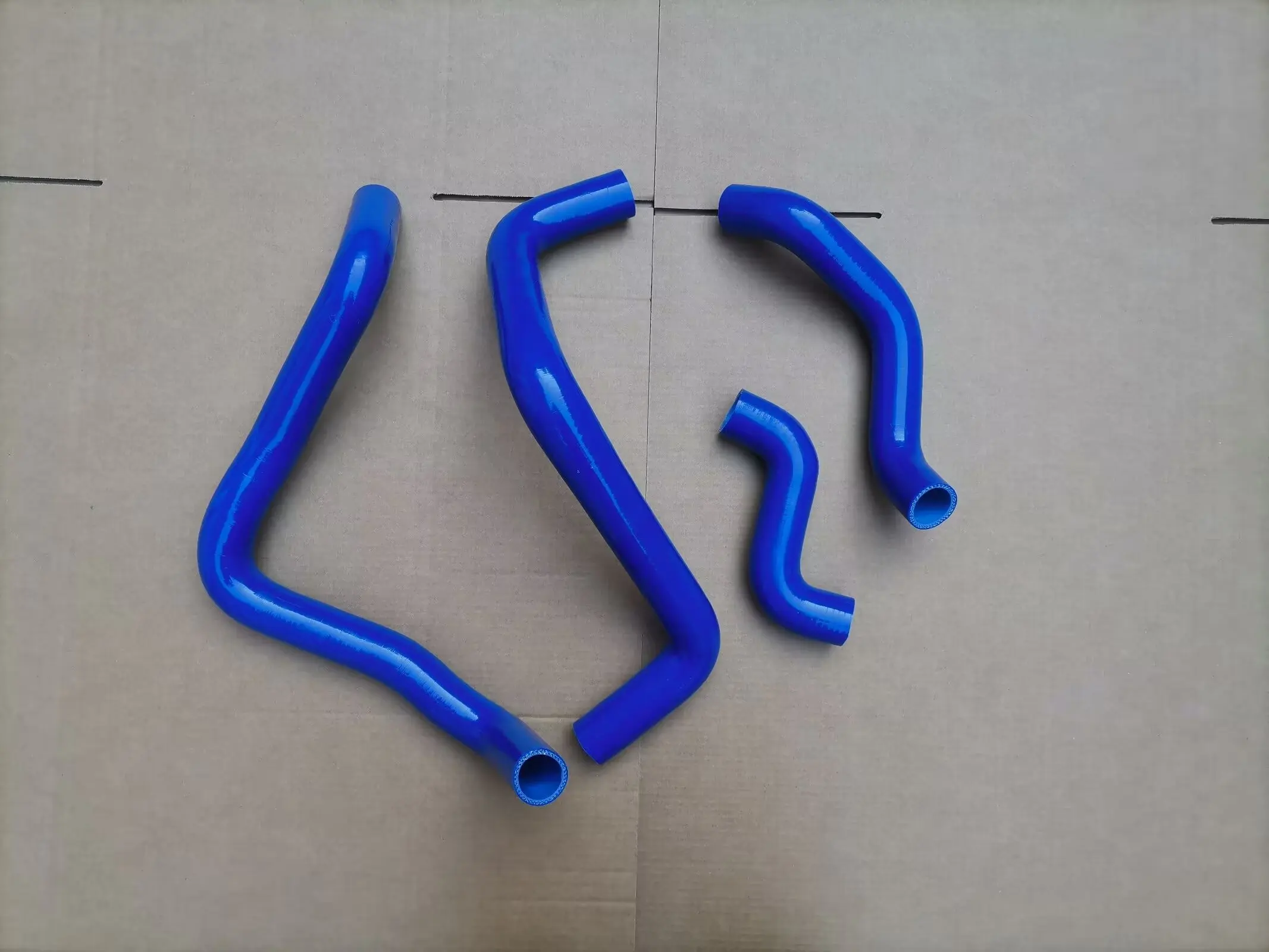 لشركة فيات بيرتون X1/9 X19 1.3L 1.5L 1972 - 1983 سيليكون المبرد المبرد خرطوم 4395610 4395609 4425809 4425808