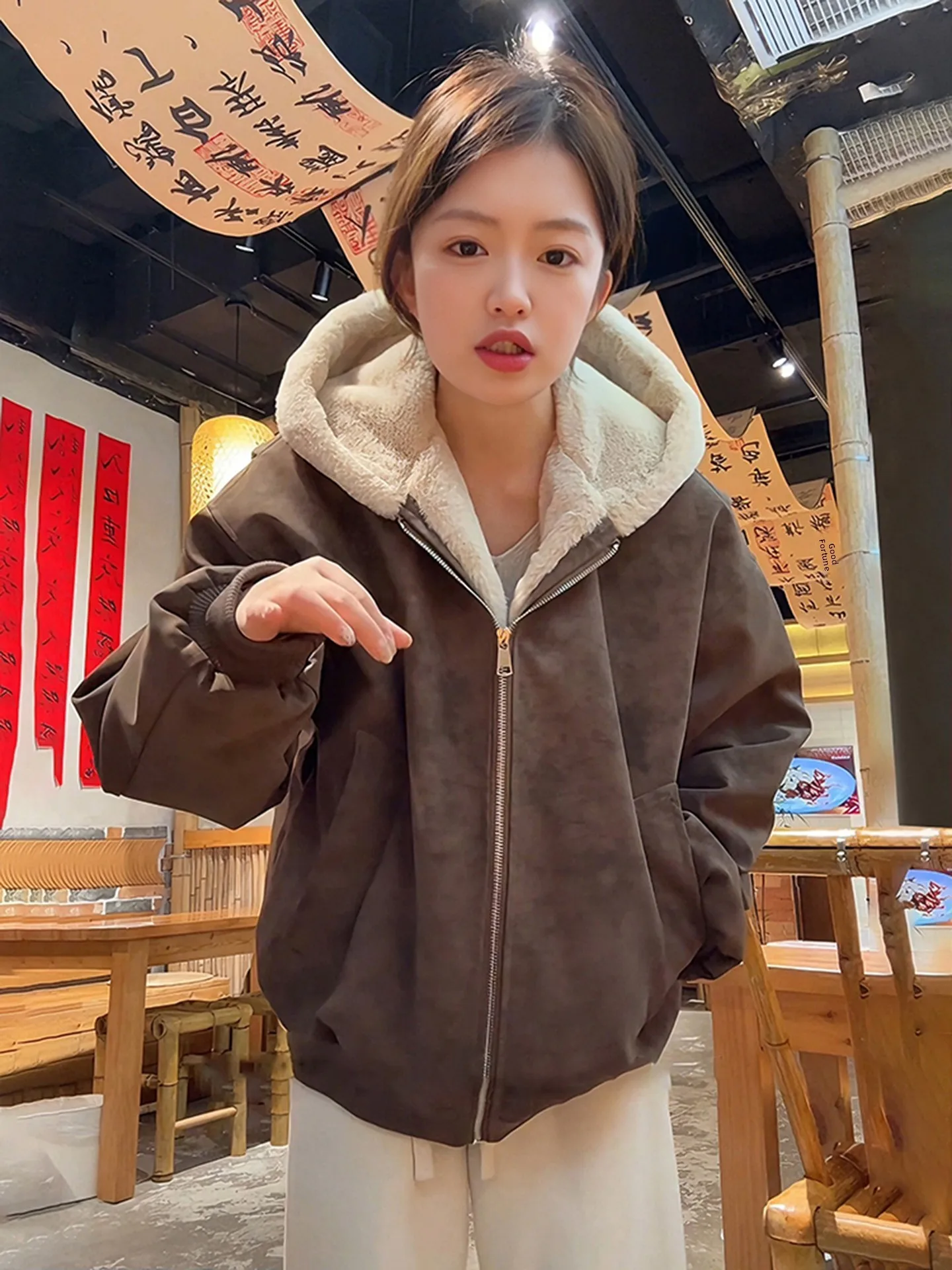 

Corduroy Fleece Lined PU Leather Jacket Unisex Warmth Vintage Style Winter Coat Zipper Closure Casual Wear Long Sleeve Hooded