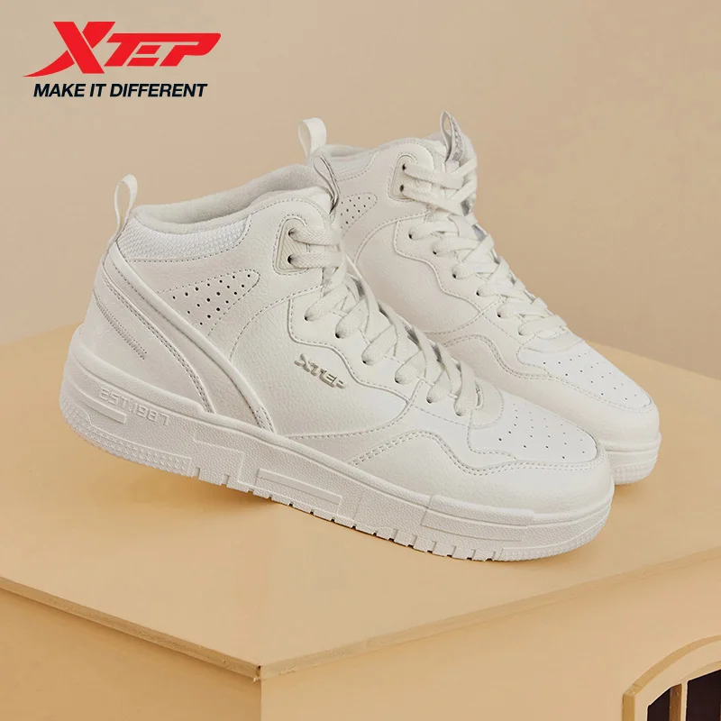 รองเท้าผ้าฝ้าย Xtep สำหรับผู้หญิง กันน้ำ พื้นรองเท้ายืดหยุ่น ยาง ทนทาน สไตล์มินิมอล รองเท้ากลางข้อ แฟชั่น รองเท้าสำหรับกิจกรรมกลางแจ้ง 877418370014