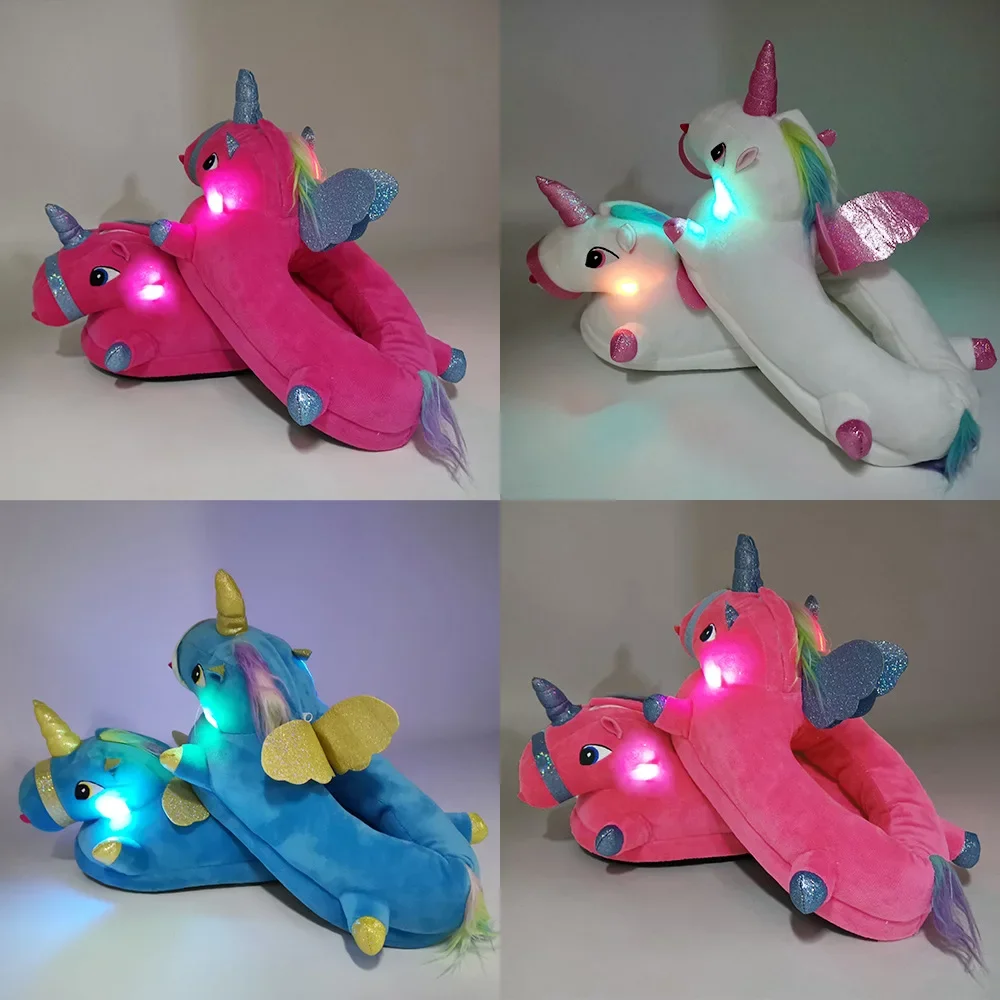 شباشب شتوية دافئة منفوشة على شكل وحيد القرن كرتونية إبداعية مع أحذية منزلية بإضاءة LED للنساء تقدم الشركة المصنعة مباشرة #1