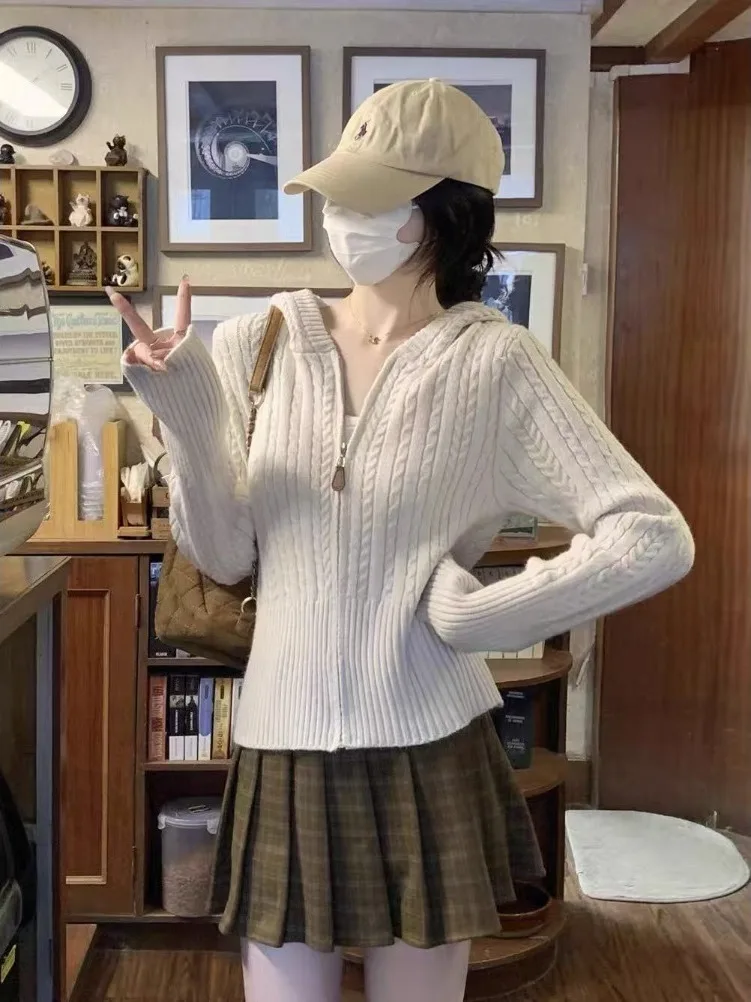 Unique Early Autumn Korean Style Knitted Hat Sweater Women's Zipper Long Sleeve Knitted Open Cardigan Top Coat