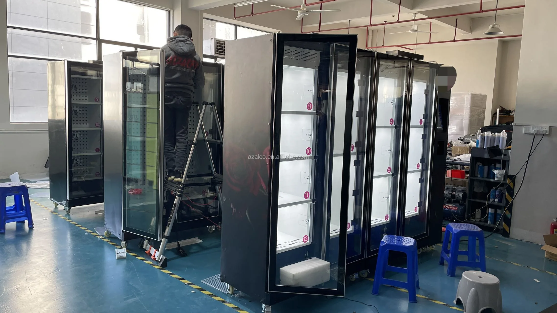 شاشة نظام الأوراق النقدية SDKSmart Locker آلة بيع الزهور الطازجة موزع المياه اللمس