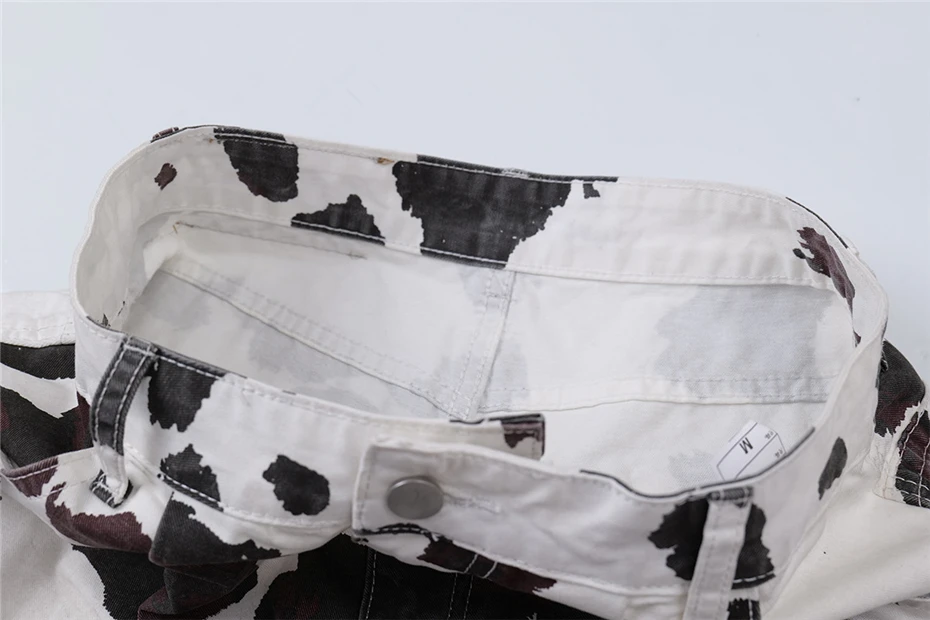 Cow Camouflage Cargo Shorts Mens Streetwear Hip Hop Multiple Pockets Short Men Harajuku Vintage Cotton Calf Length Pants Male