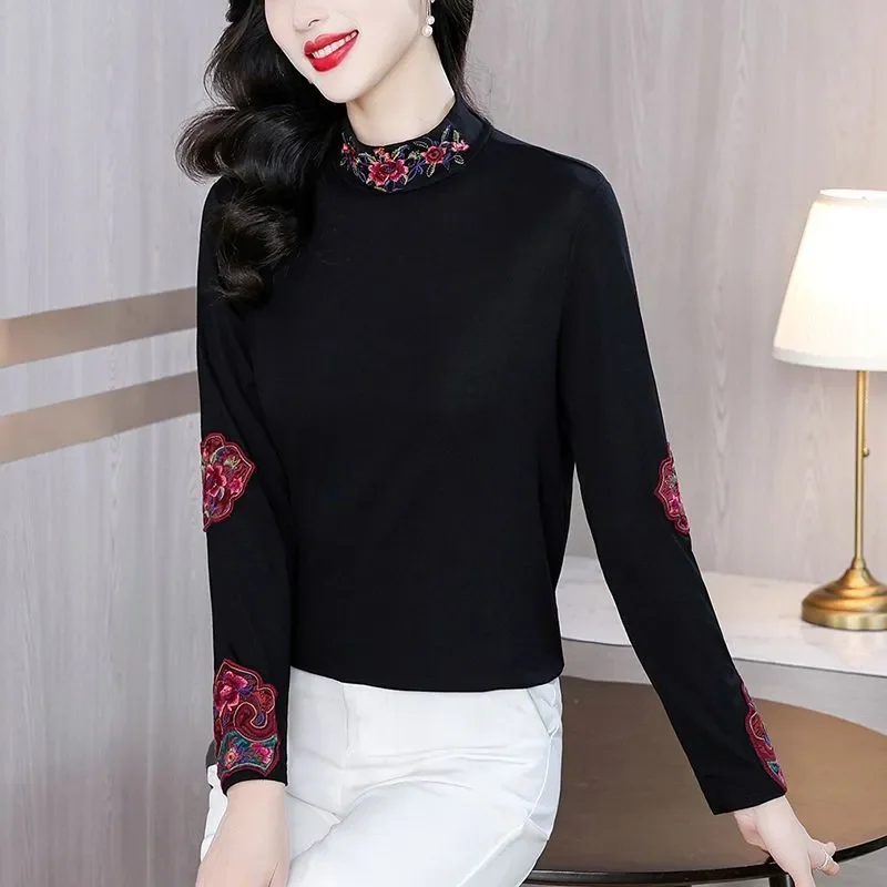 

Autumn and Winter Chinese-style Patchwork Embroidered Half-turtle Collar German Velvet Warm Long-sleeved Bottoming Top