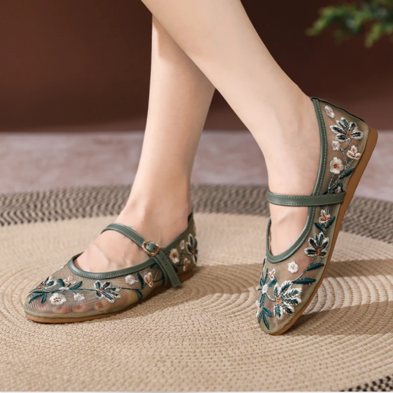 2025 Spring High Quality Casual Mesh Women\'s Flats, Buckle Decoration Big Size Mary Jane Shoes  womens shoes