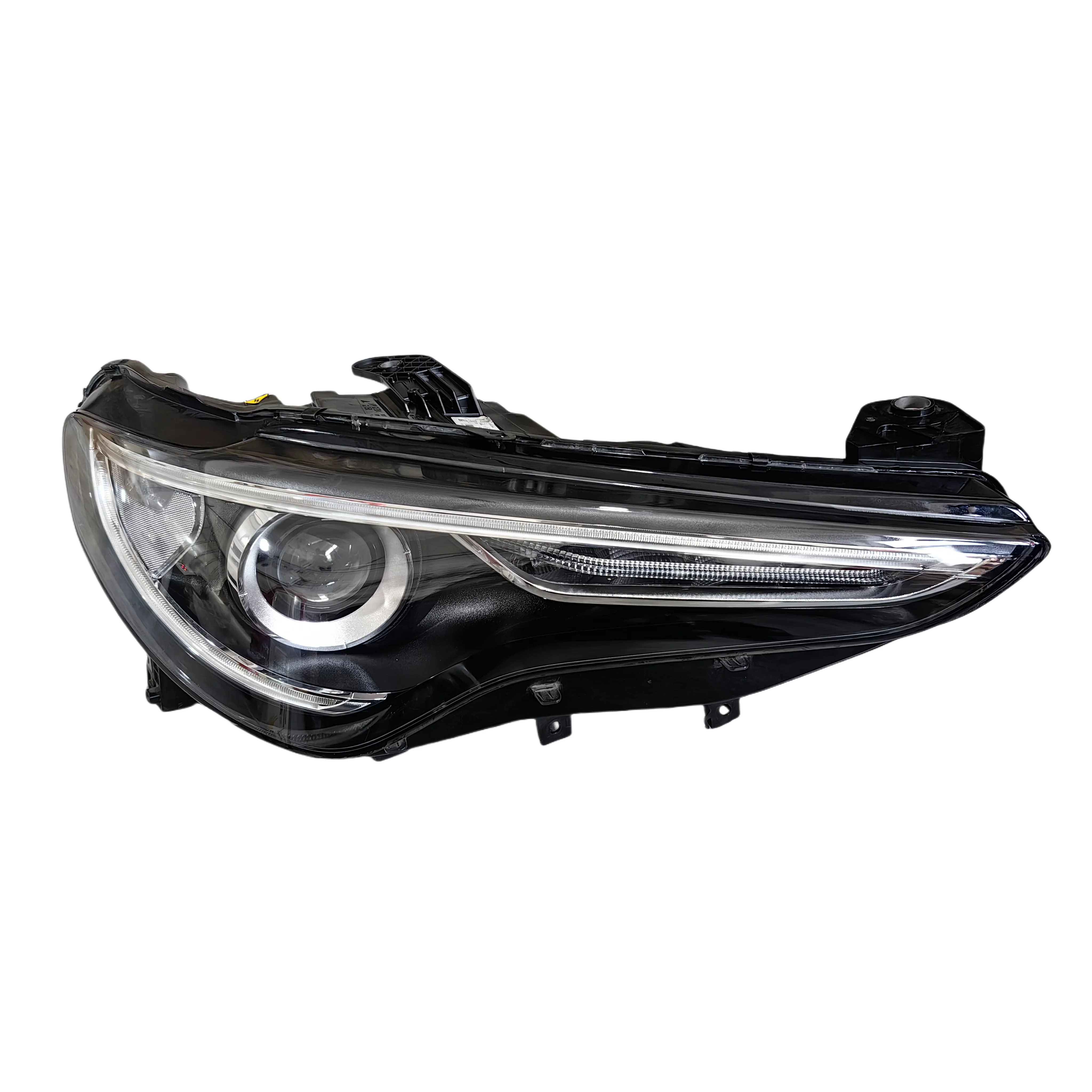 

Headlight assemblies for the Alfa Romeo Giulia (2016–2023 model years) and Stelvio (2017–2024 model years)