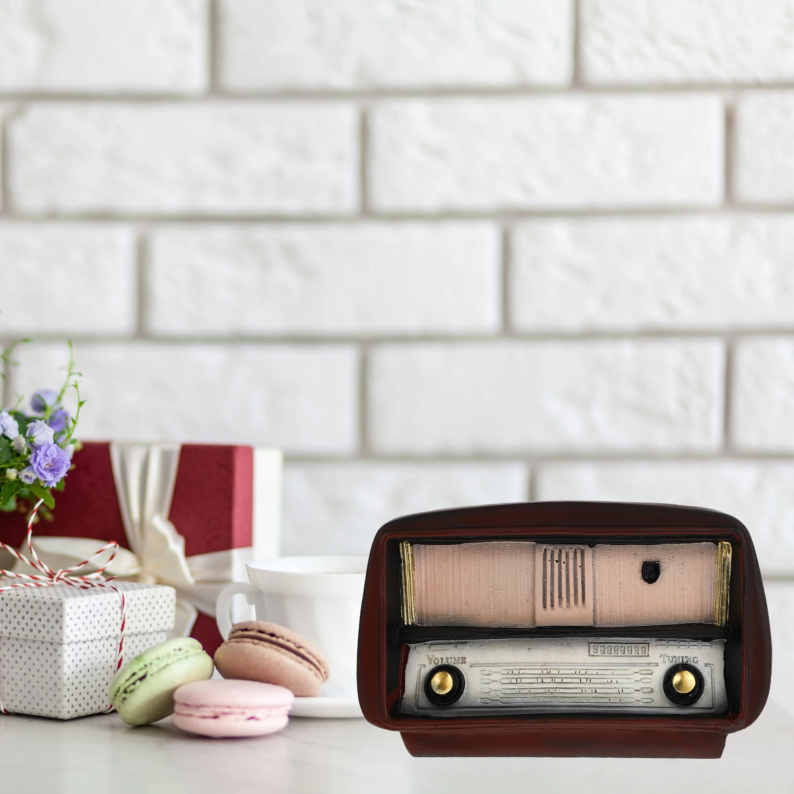 

Vintage Figurines Decor Desktop Radio Model Home Office Old Vintage Figurines Style Wooden Props Miniature Models
