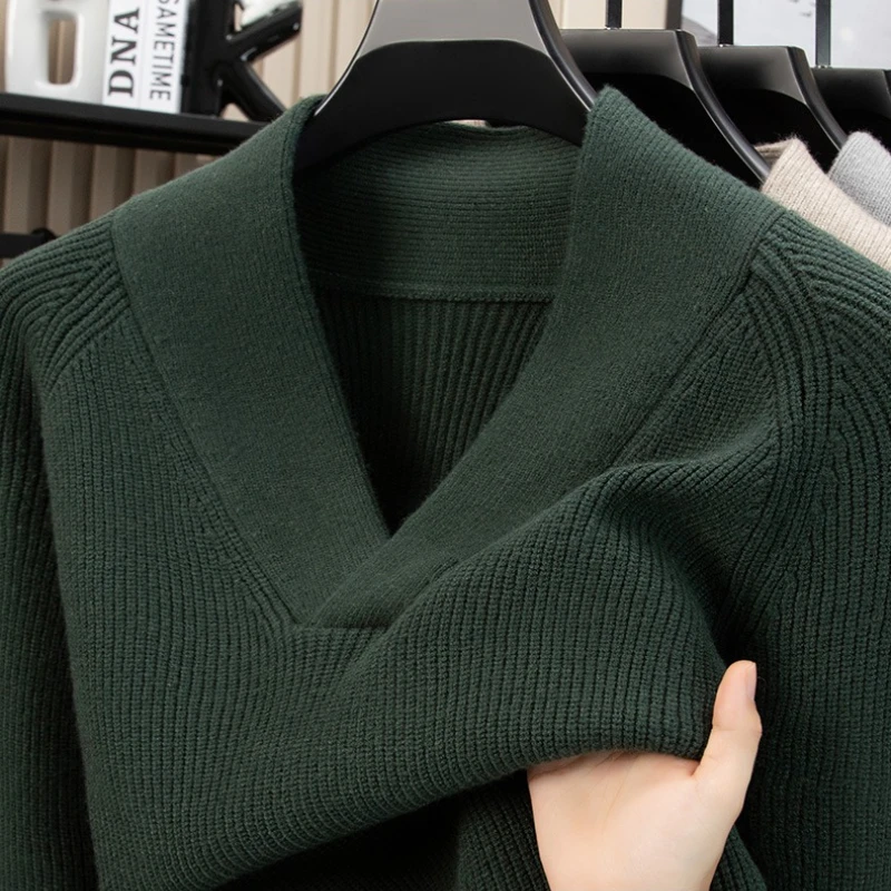 

Winter New Arrival Thickened Wool-Blended Knit Sweater: Deep V-Neck, Casual Loose Fit, Korean Style Men's Sweater