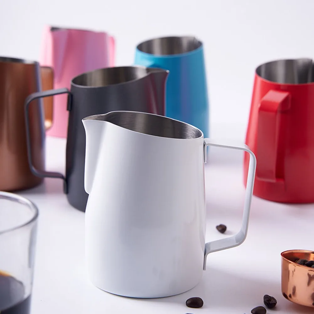 420ml Capacity Milk Frothing Pitcher 304 Stainless Steel Beveled Design Coffee Steaming Pitcher Dripless Spout Ergonomic Handle