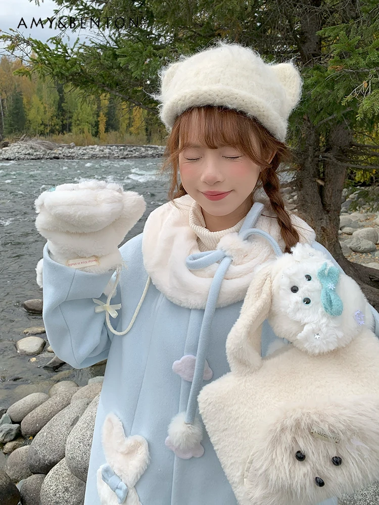 Abrigo de longitud media con cuello de muñeca de felpa con estampado de dibujos animados y lazo azul bonito, chaqueta de lana para otoño e invierno, abrigo de un solo pecho para mujer