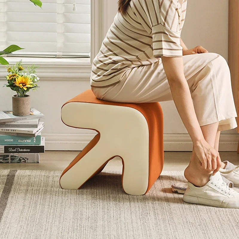 

Shoes and Stools Can Be Worn At The Doorstep for Household Use Dressing Room Sofa and Stool Creative Small Stool