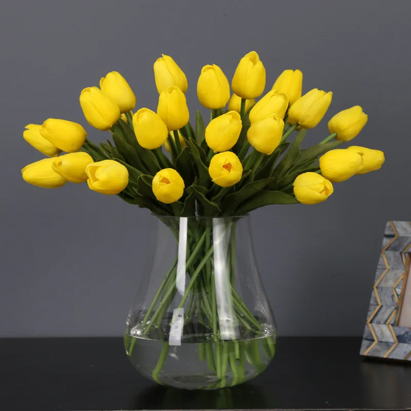 

20pcs/pack High Quality Artficial Flower Different Color Beautiful Tulip Bouquet The Bride Bridesmaid Wedding Decoration