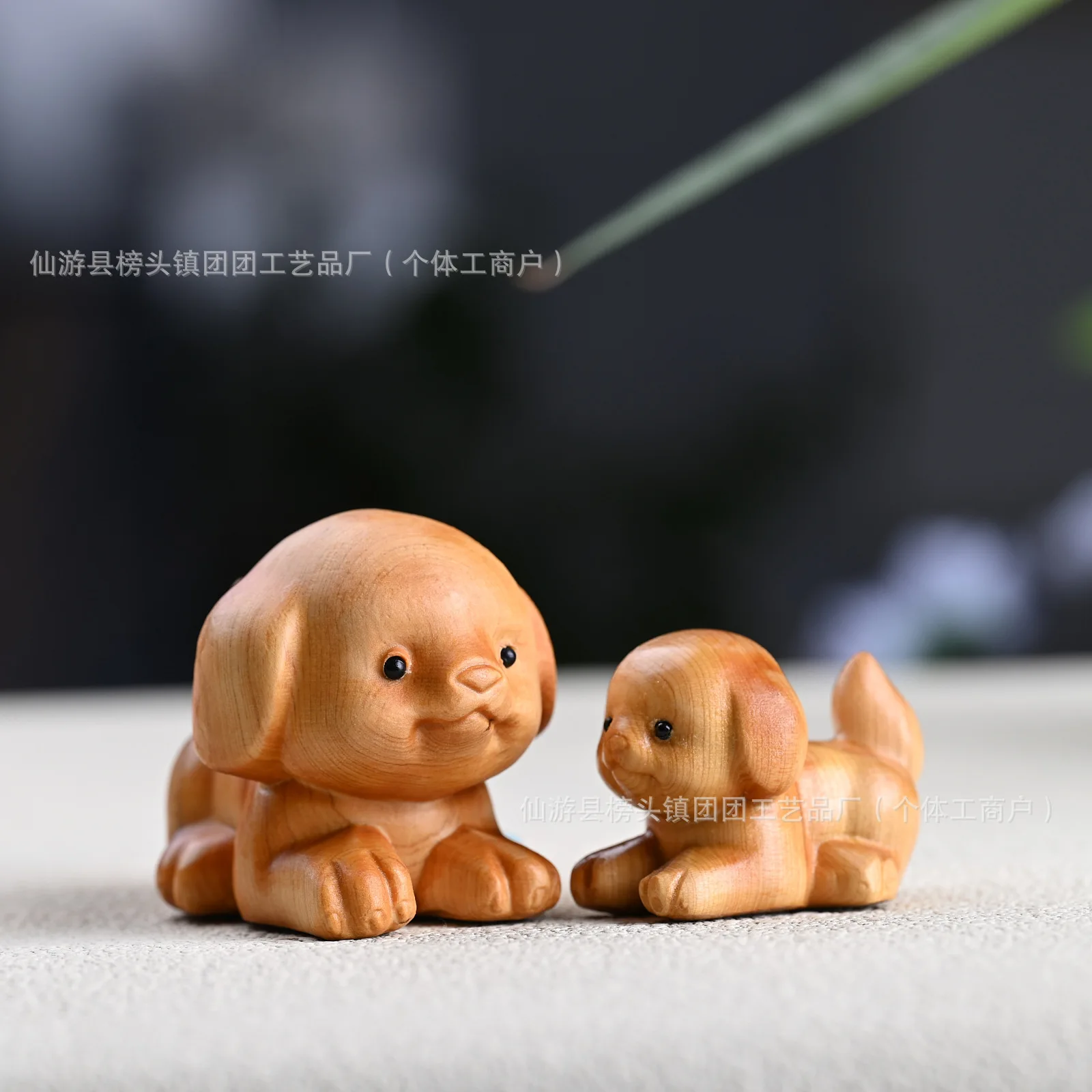 Cypress Wood Carved Zodiac Dog Figurine Cute Golden Retriever Teddy Ornament Healing Home Desktop Decor Craft Gift