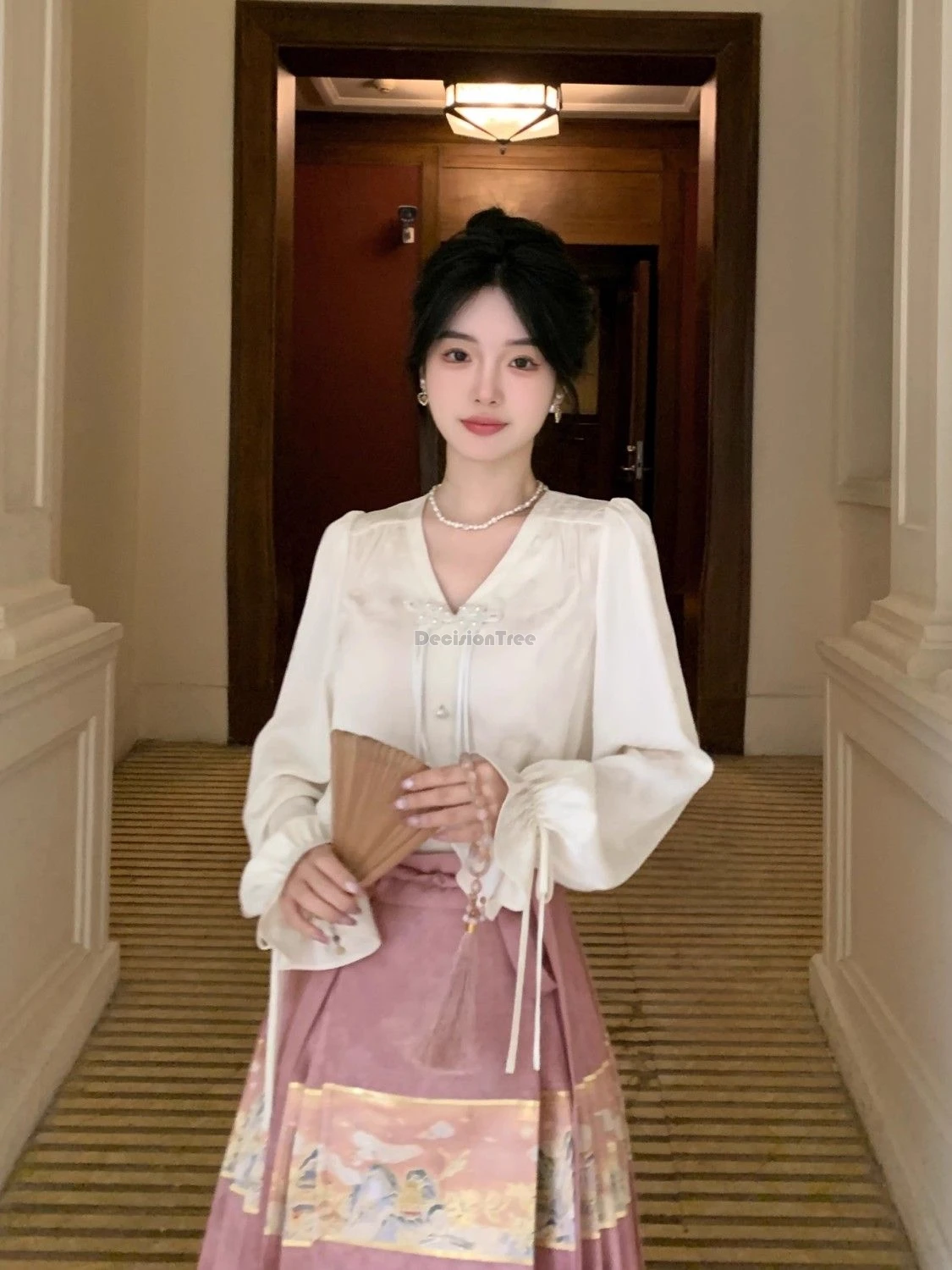 2024 fashion design sense chinese style tang suit top romatic flounce bow design lady blouse elegant pearl decoration retro top