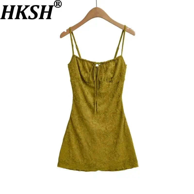 

HKSH Women Strap Dress French Beach Vacation Style Stylish Waist-Slimming Colid Color Sleevele Chic Short Dresses Summer HK23681