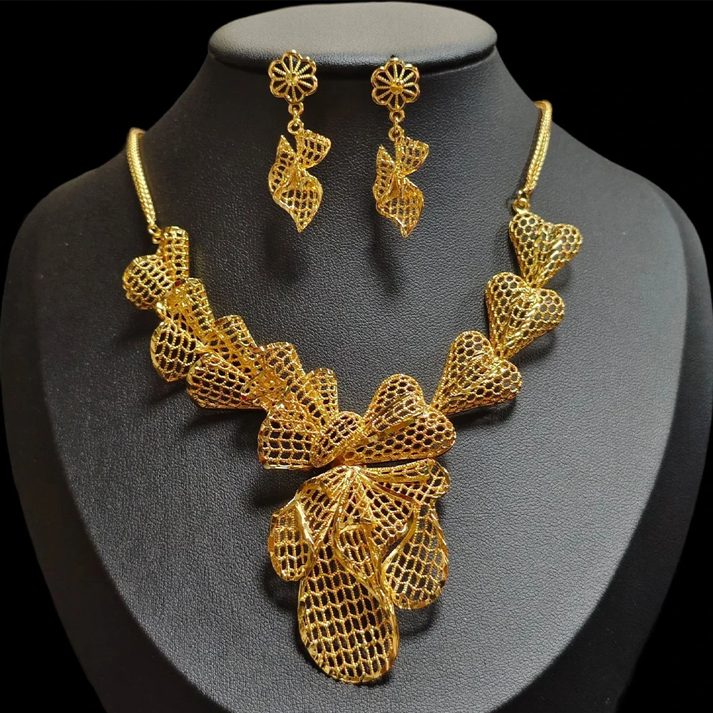 

African Necklace Dubai Jewelry Gold Color Set Fashion Earrings Nigeria Designs Retro Gifts Party Wedding Sets Necklaces Classics
