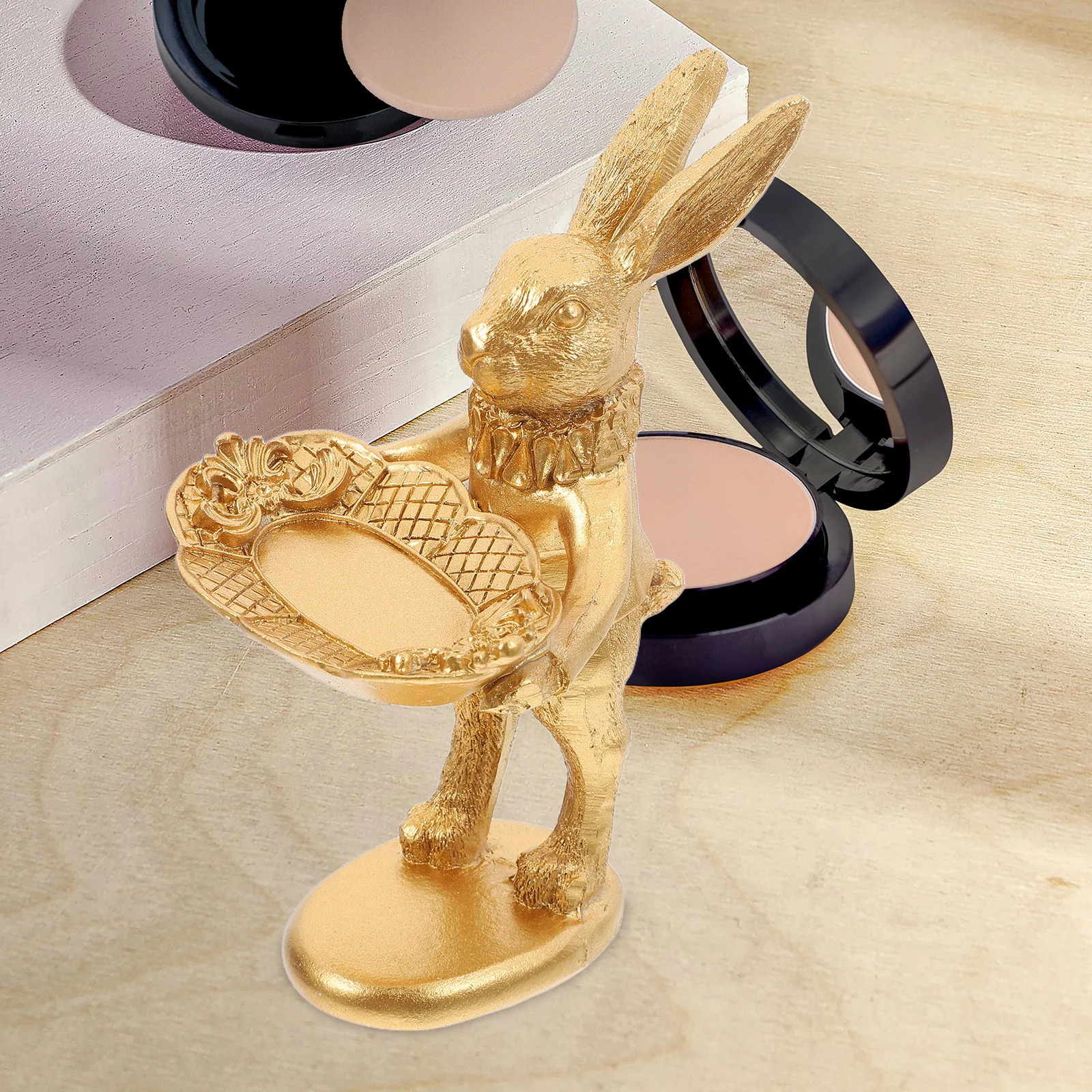 

1Pcs Retro Bunny Desktop Jewelry Holder Resin Decorative Vintage Adornment Ornament Photo Taking Prop for Home Retro Bunny Model