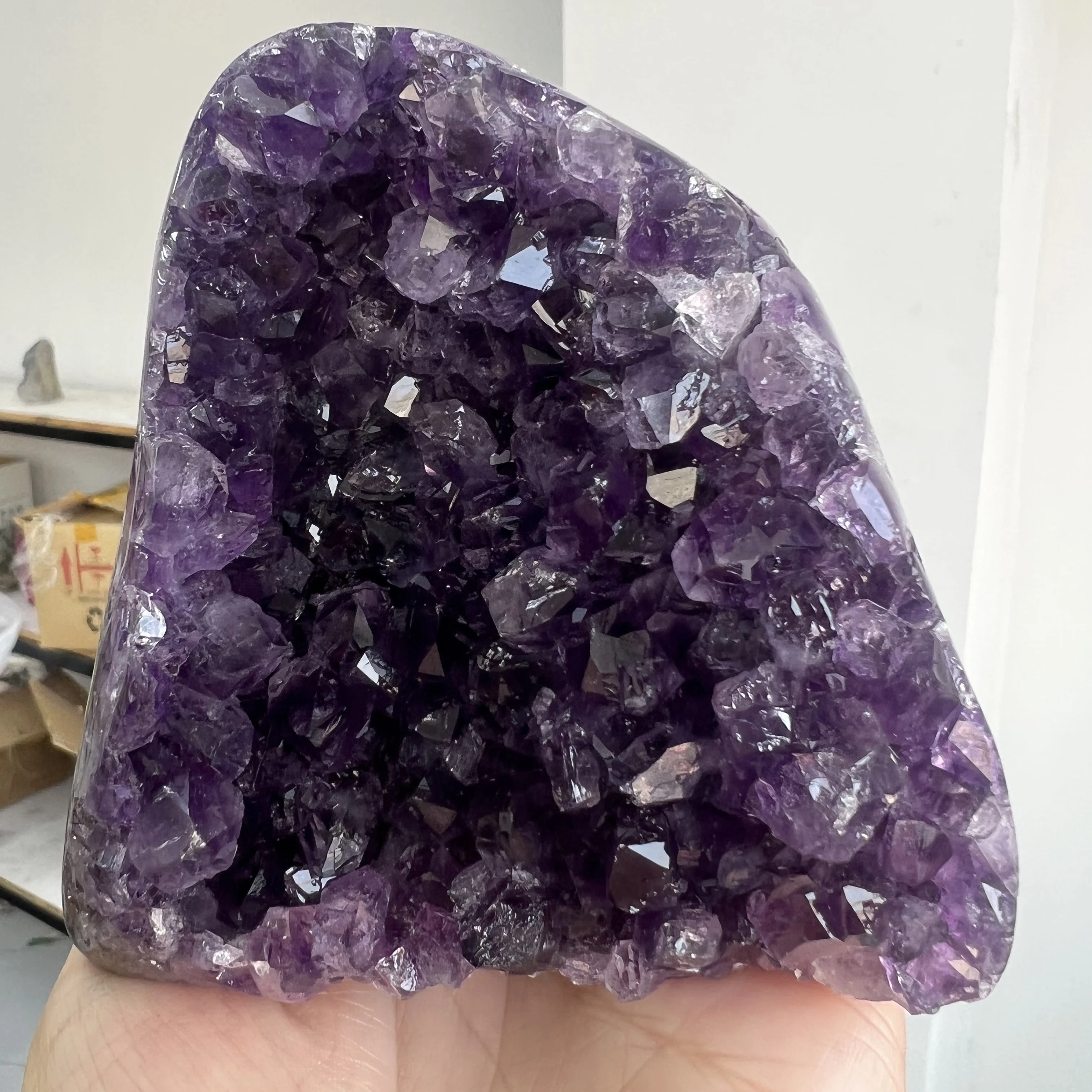 

768g 9.5cm Natural Uruguay Dream Amethyst Quartz Crystal Cluster stand