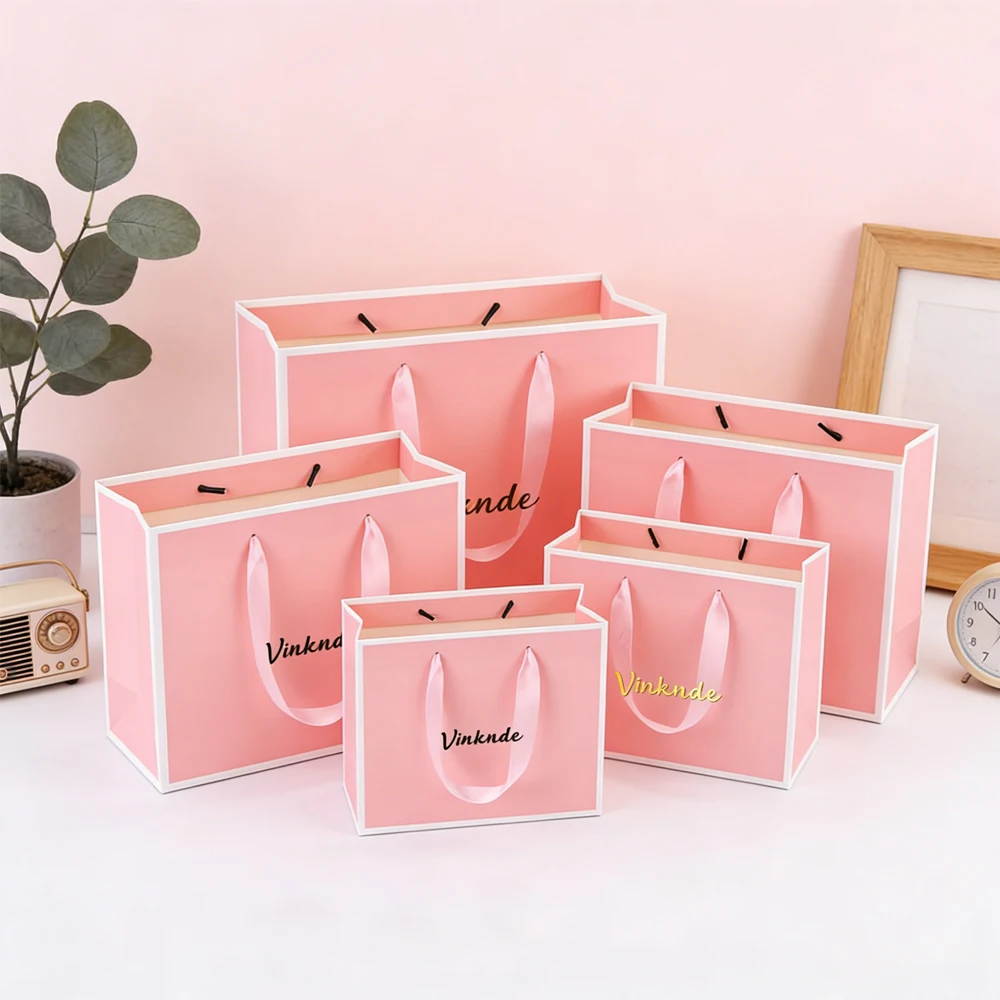 

Personalized Logo Pink White Paper Gifts Tote Bag Small Business Jewelry Packages Bags Wedding Favors Birthday Day Candy Sack