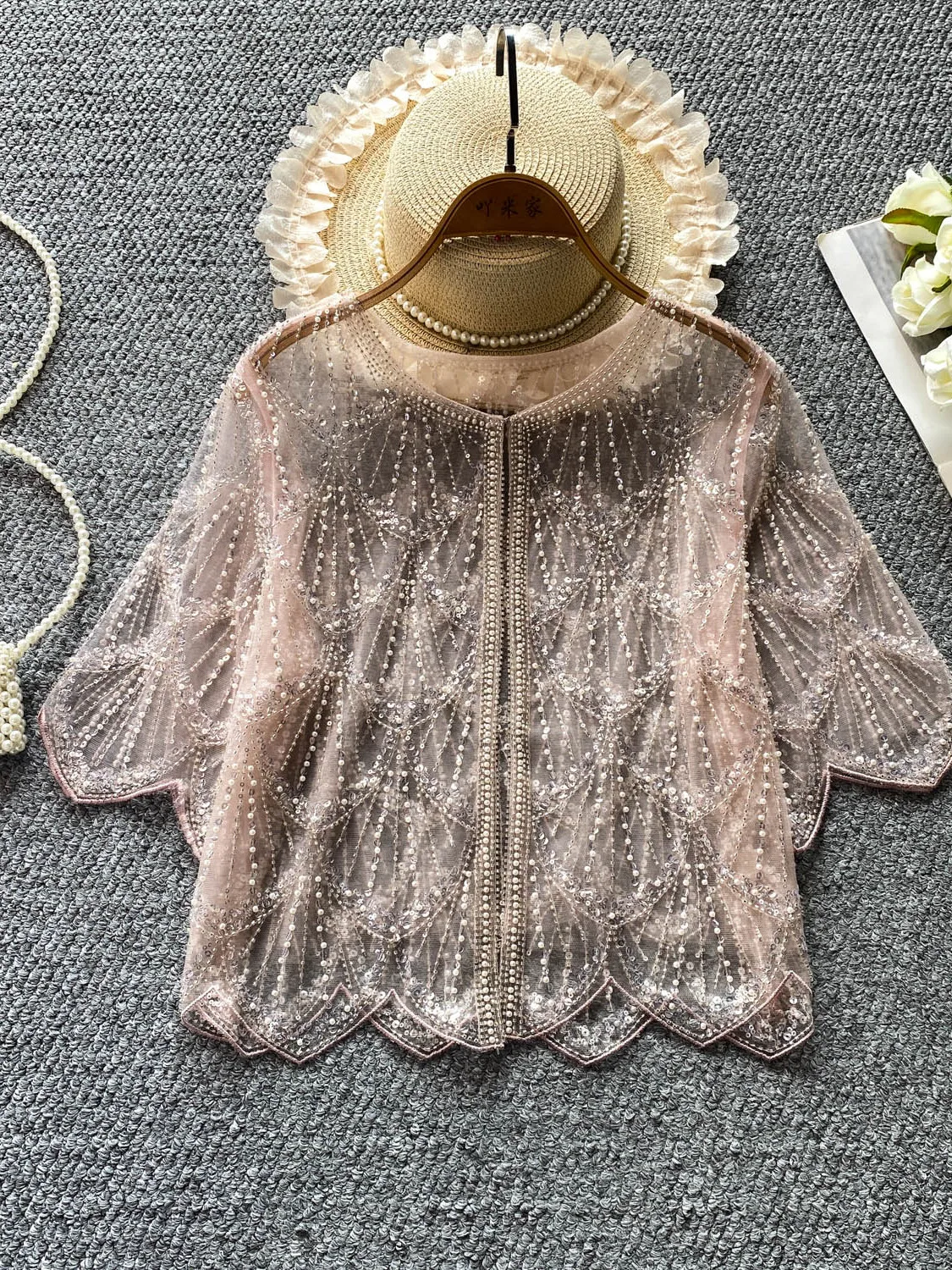 Elegant European Court Style Sequin round Neck Jacket Women Summer Fairy Thin Lace Top Luxury Heavy Work Commute Loose Fit