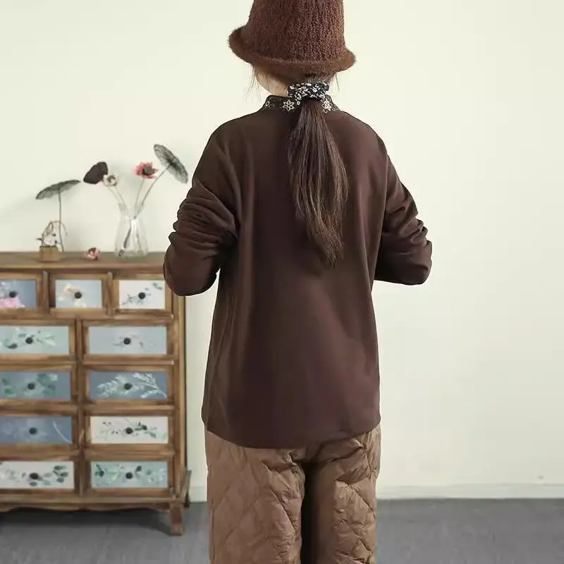 الصينية الخريف والشتاء على الوجهين المخملية قاعدة طبقة تنوعا الأدبية المطرزة طويلة الأكمام المرأة قميص المرأة الأعلى