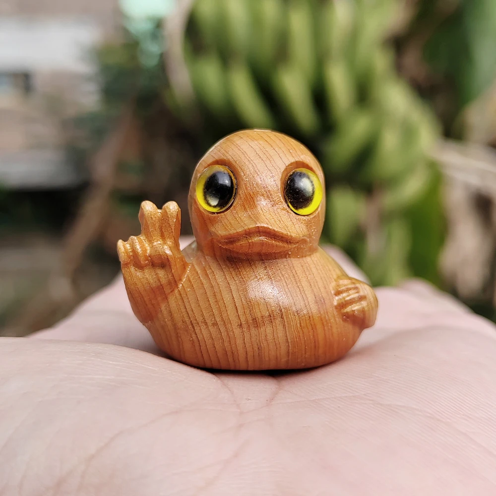 1.5 Inch Hand-Carved Wooden Duck Ornament, Simple Style, Cartoon Style, Suitable for 	 Halloween Decorations, Tabletop Decorations, Home Decor, Living Room, New Year Gifts, Centerpiece Decorations, Housewarming Gifts