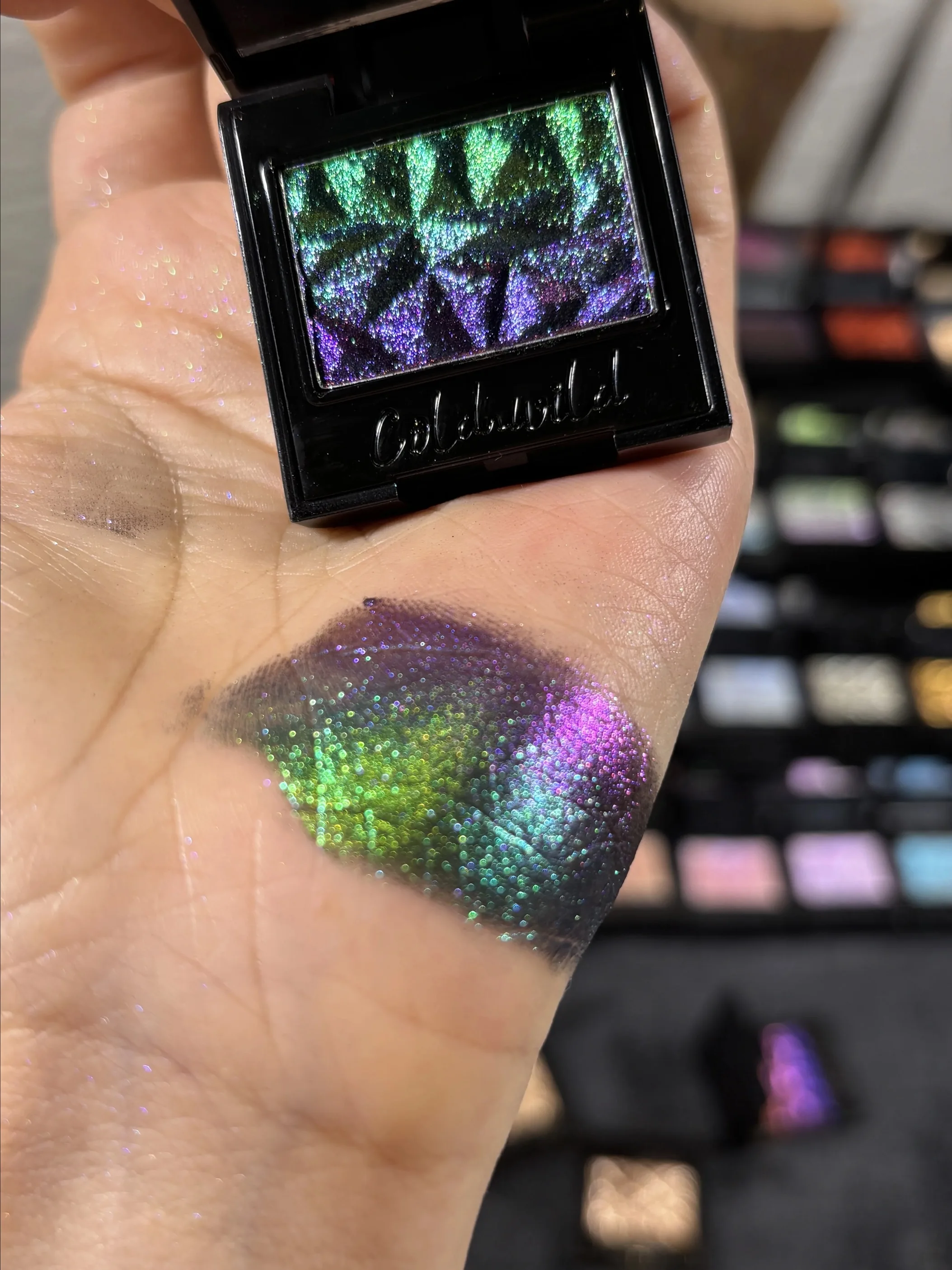 Coldnwild Single Gradual Eye Shadow Chameleon Glitter Blue Purple Lasting Eye Makeup