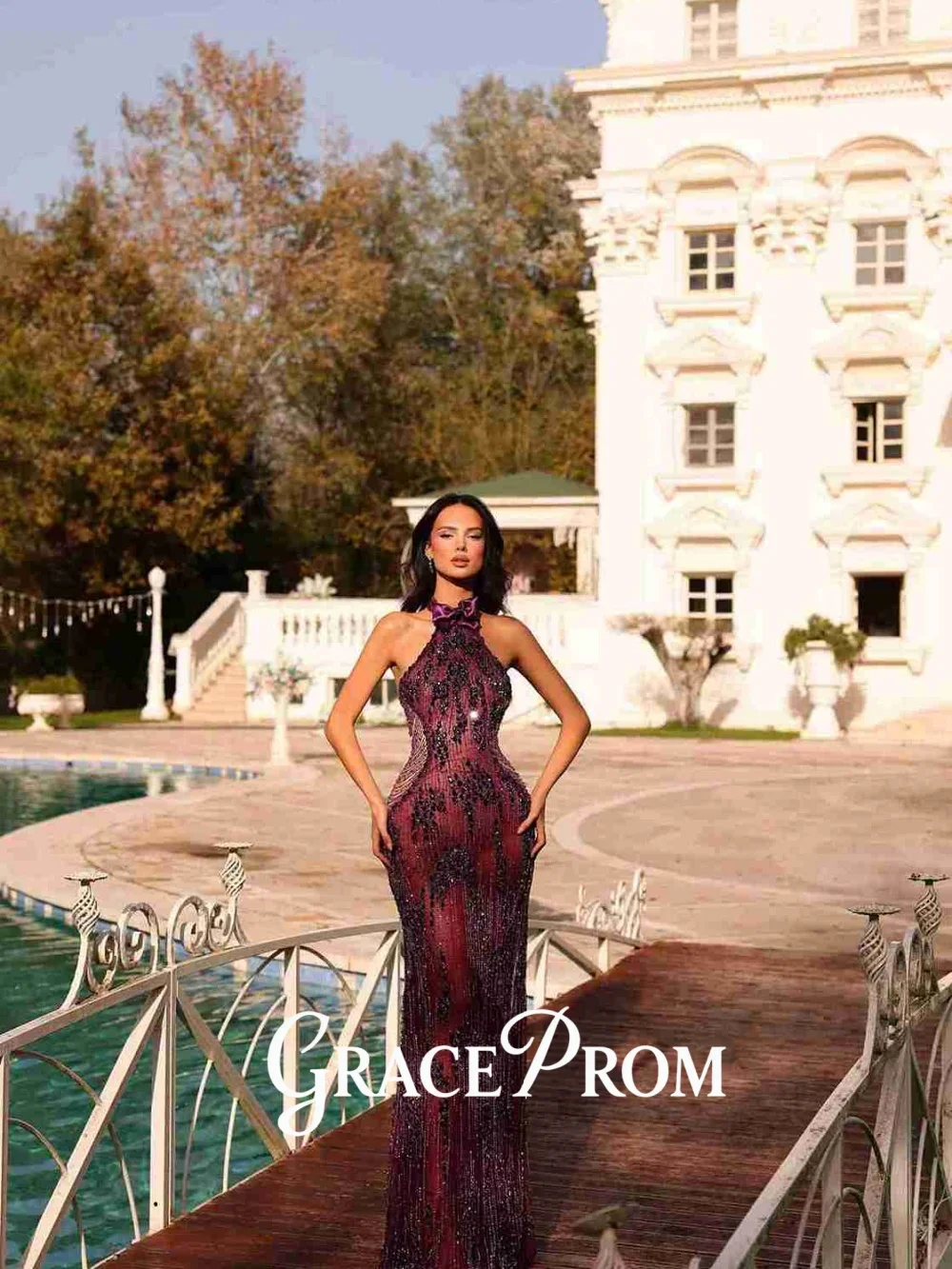 GraceProm Elegant Halter-Neck Evening Dress 2026 Trendy Beaded Carpet Gown Stylish A-Line Floor-Length Party Gown فساتين